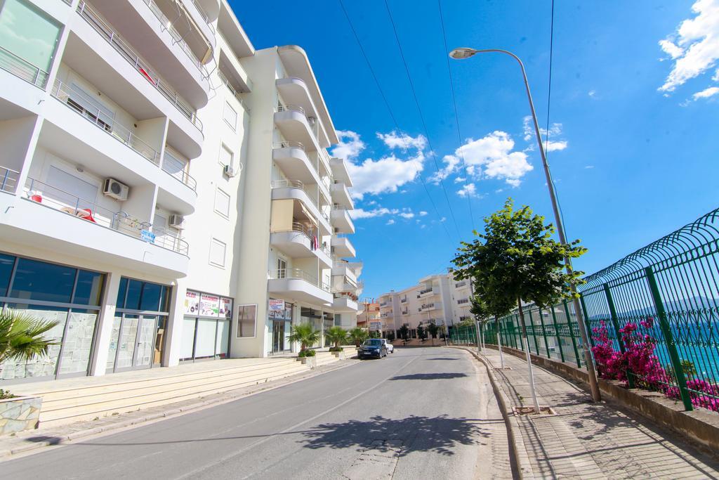 Blue Sea Apartments Saranda Dış mekan fotoğraf