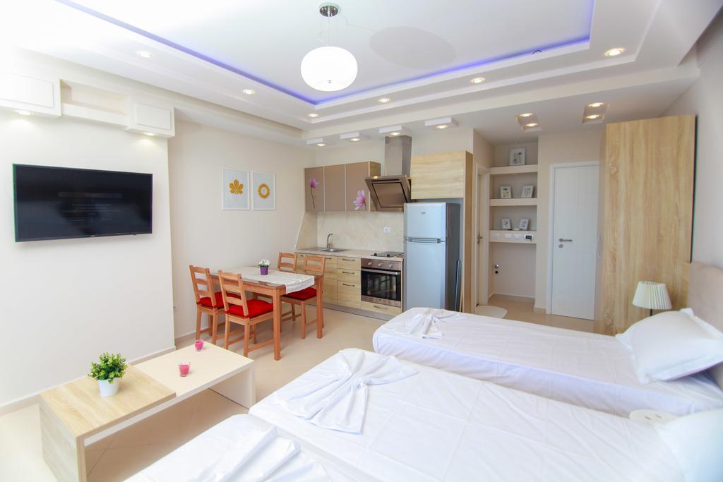 Blue Sea Apartments Saranda Dış mekan fotoğraf