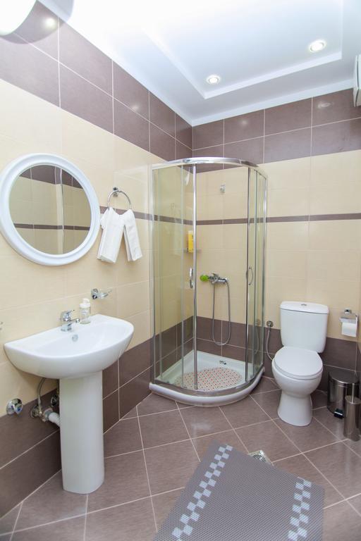 Blue Sea Apartments Saranda Dış mekan fotoğraf