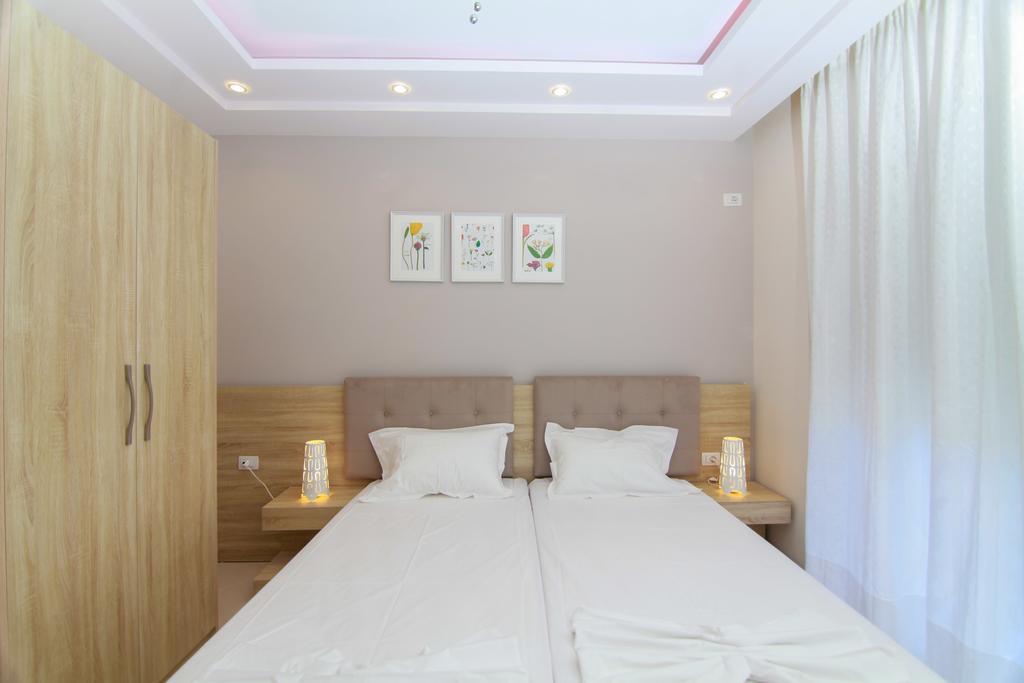 Blue Sea Apartments Saranda Dış mekan fotoğraf